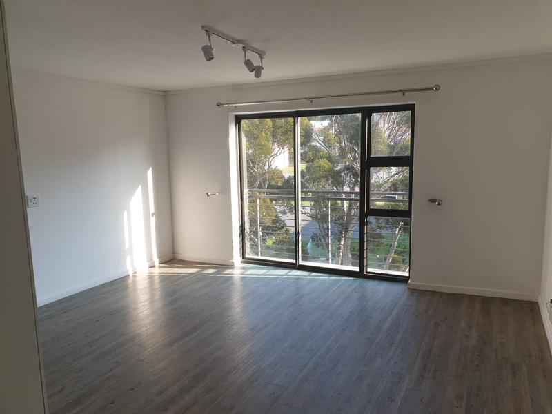 1 Bedroom Property for Sale in Zonnebloem Western Cape